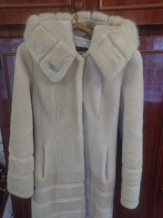 Шубка женская мутон.