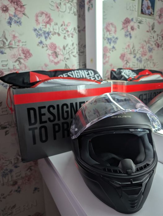 Мотошолом MT Thunder 4