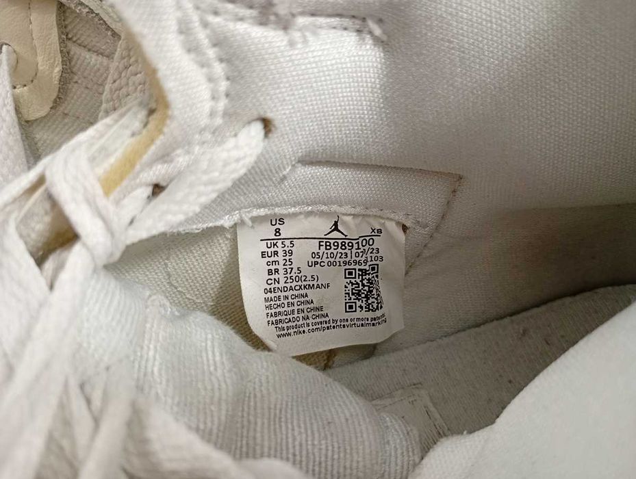 Nike Sneakersy Air Jordan 1 Mm High FB9891, rozmiar 39