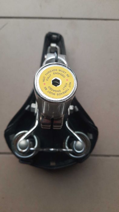 Siodełko rowerowe z amortyzatorem wygodne