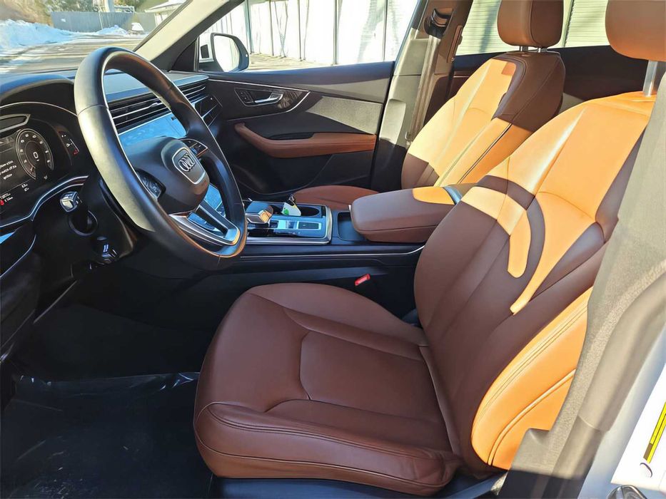 Audi Q8 quattro Premium Plus 55 TFSI      2023