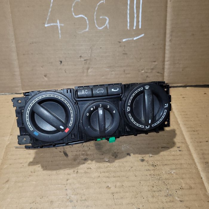 Panel nawiewu klimatyzacji vw T5 Transporter Caravelle Multivan 2006r