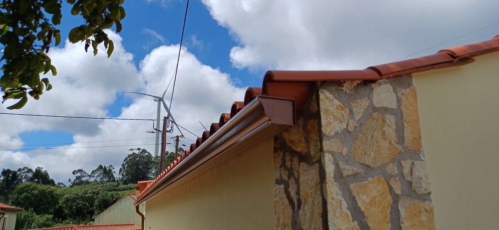 Caleiras e Rufos em Alumínio Lacado