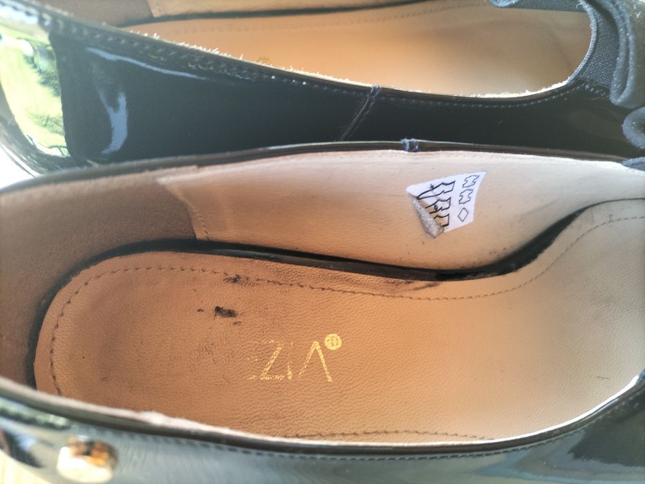Buty damskie, nowe lakierowane mokasyny , 36 Venezia