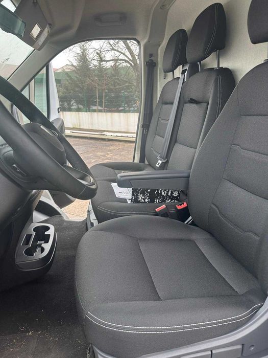 Peugeot (refrigeração até 0 graus) BOXER FURGÃO 335 2.2BHDI 180CV EAT8