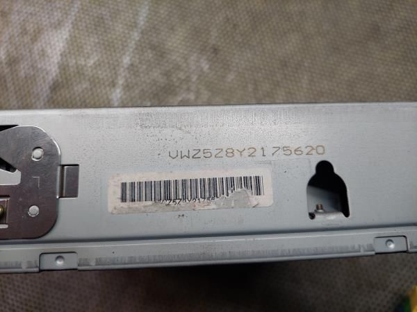 Caixa / leitor CDs VOLKSWAGEN Bora (1J2)