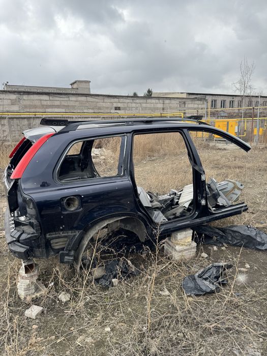 Четверти вольво хс90