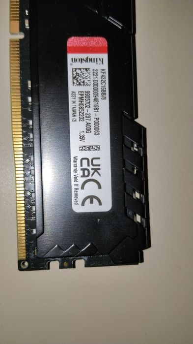 2x 8GB DDR4 Kingston Fury Beast RAM