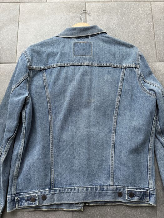 Оригінальна джинсова куртка LEVIS Trucker Jacket Medium Stonewash