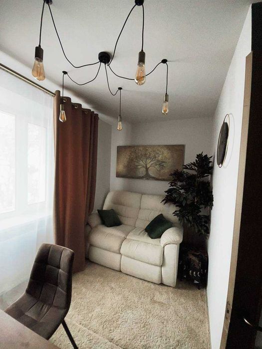 Продаж просторої квартири з якісним ремонтом. Працюєм по Держпрограмам