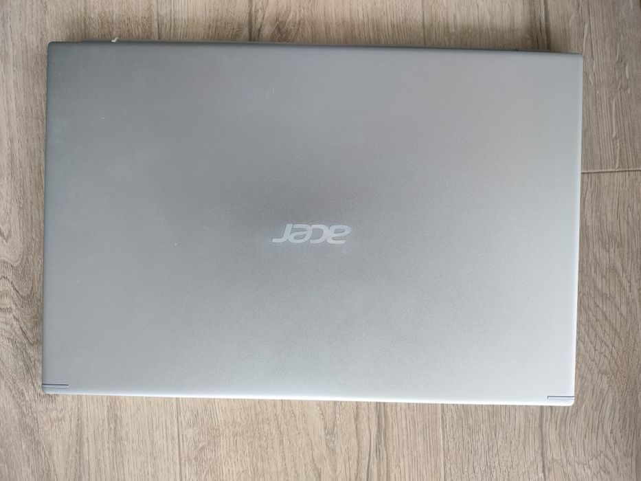 Laptop Acer Aspire A515-56