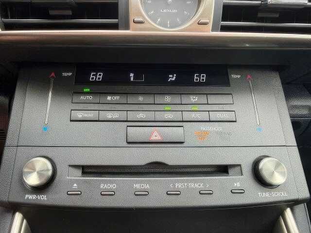 2016 Lexus IS 300