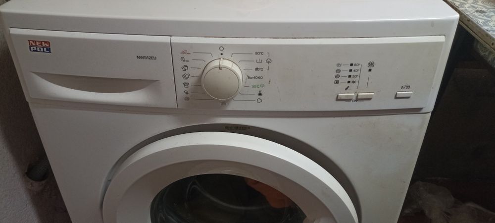 Máquina lavar roupa  6 kg funcionar