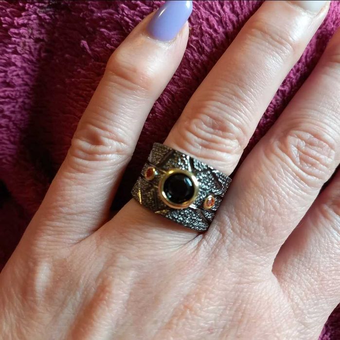 Anéis lindíssimos em prata NOVOS