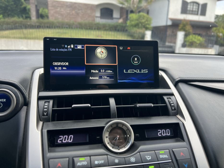 Lexus NX300h F-sport — photo 3
