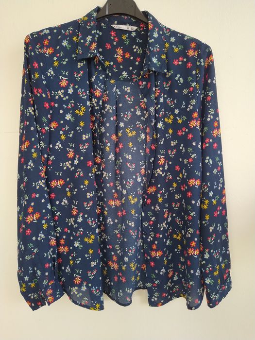 Blusa floral - Lefties - Tamanho M