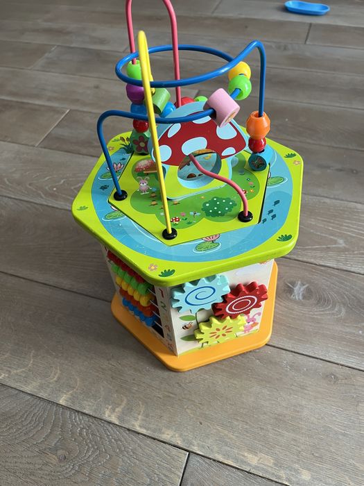 Бізіборд до діток