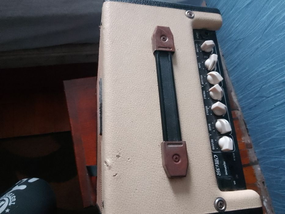 Комбик комбо усилитель СРОЧНО!