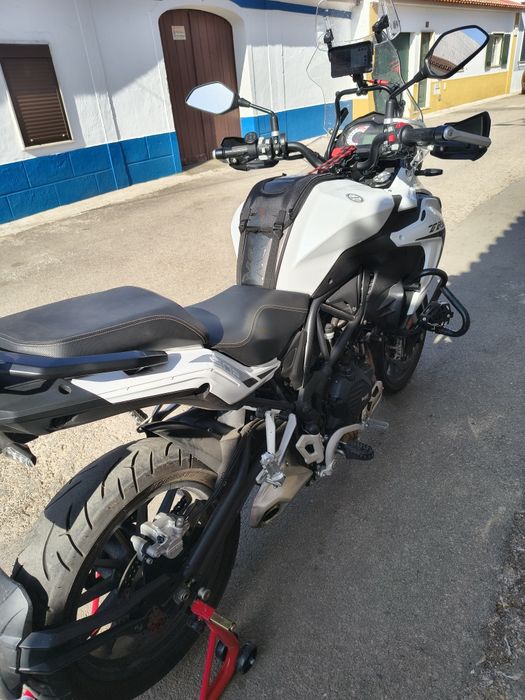 Benelli TRK 502 2021 c/Extras