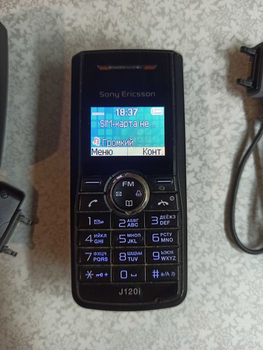 телефон Sony Ericsson J120i