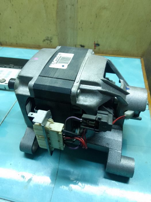 Машина CANDI по запчастям.