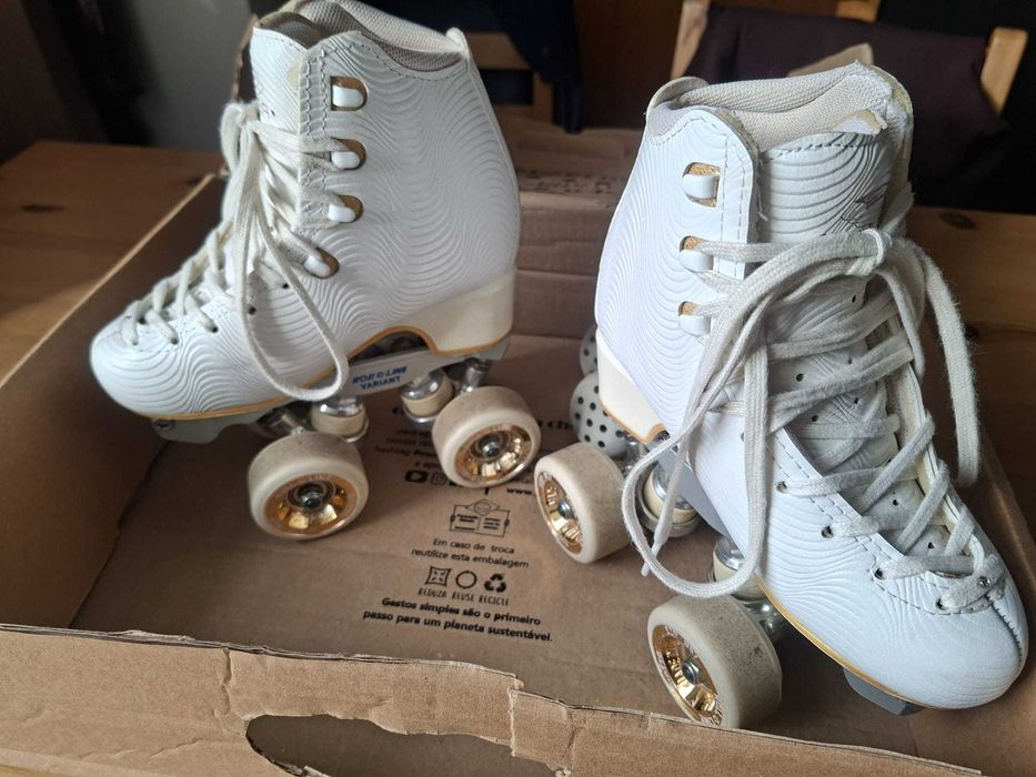 Patins para patinagem artística 210