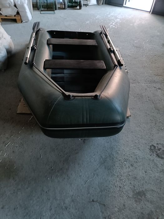 Човен (лодка) резінова