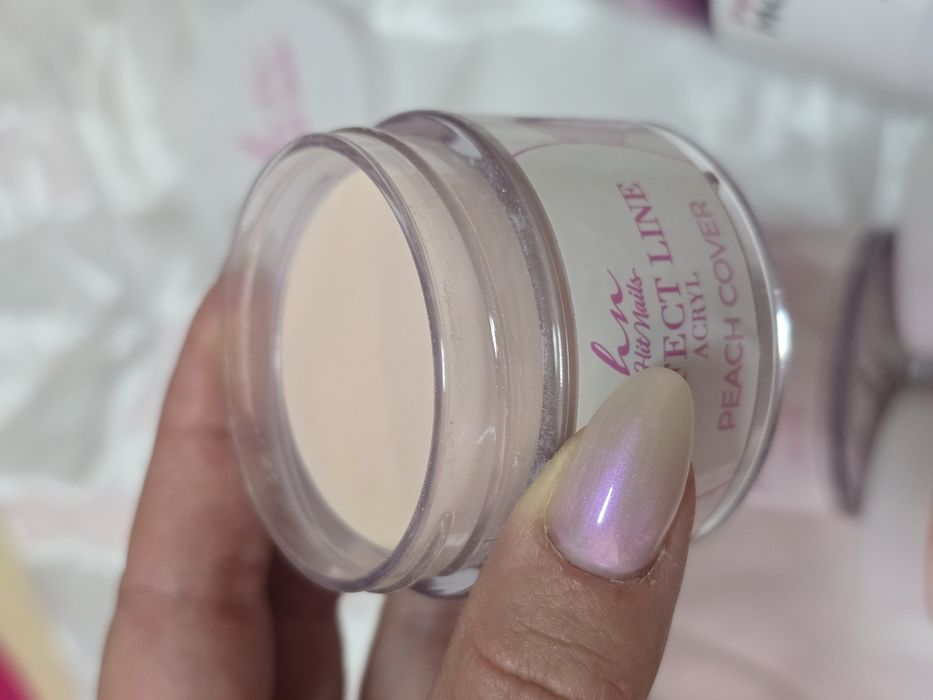 Materiais Acrilico HN e acessorios