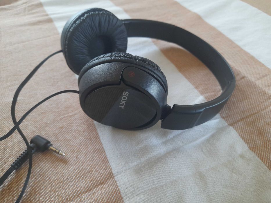Słuchawki przewodowe SONY MDR-ZX110 Nauszne Czarne