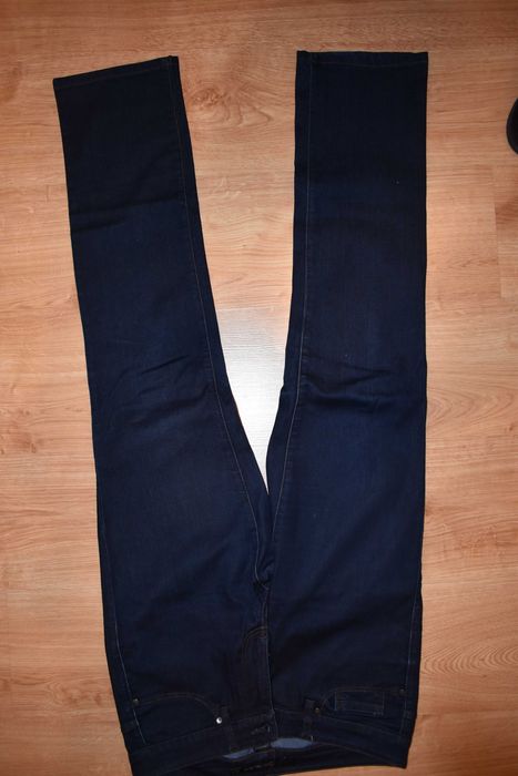 Calvin Klein Jeans Spodnie damskie granatowe. Rozmiar 28/6