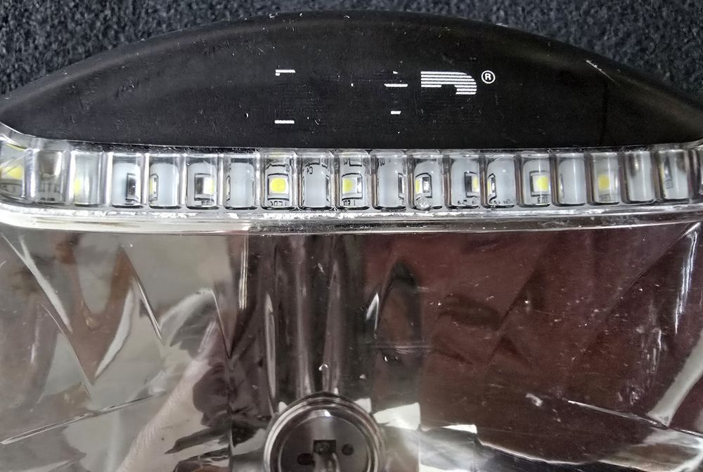 Додаткові фари Ксенон, протитуманки.