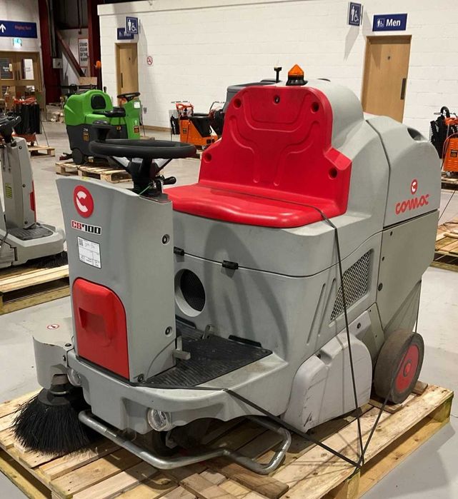 Zamiatarka Comac CS700B rok 2021