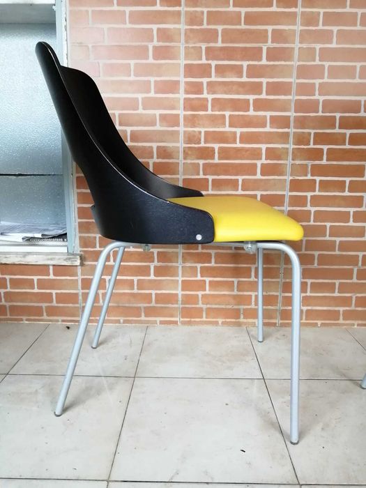 Conjunto Mesas e cadeiras
