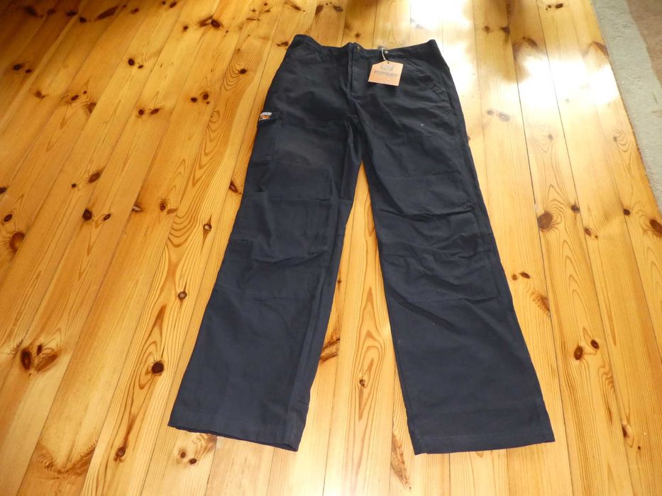 Granatowe spodnie Timberland wędkarskie, robocze,turystyczne.