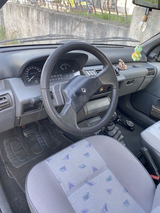 clio 1 com motor em bom estado