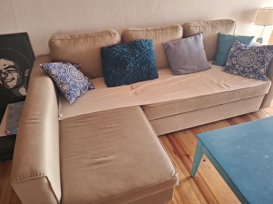 Sofá cama com chaise longue