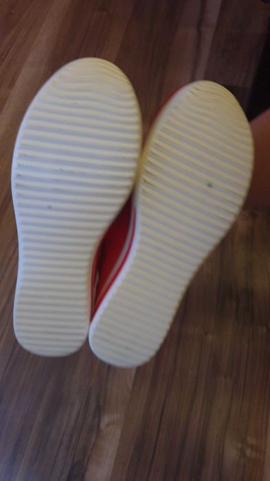 Półputy sportowe czerwone NOWE