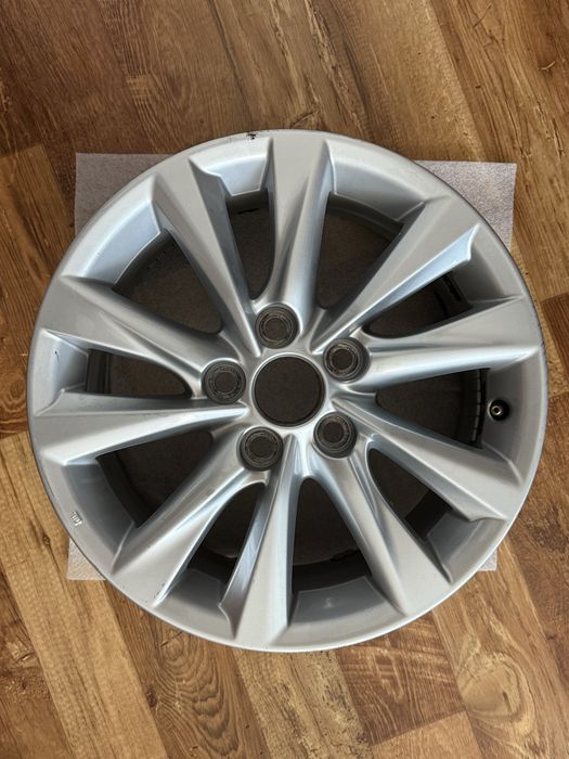Oryginalna felga 16R od Corolla E21