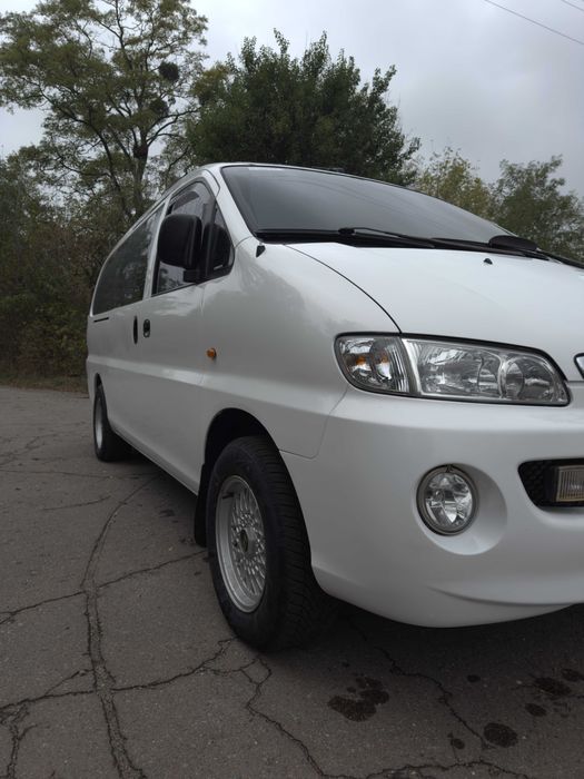 Продам Hyundai H-1 Відмінний стан.