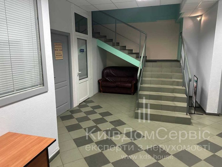Без % продам офісне приміщення метро Святошин Житомирська Котельникова 35 є генератор