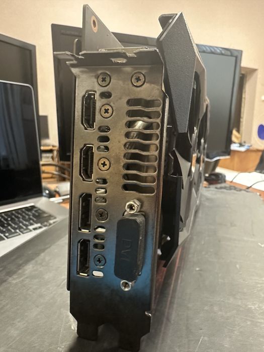 Відеокарта RX 580 8G  - ASUS strix