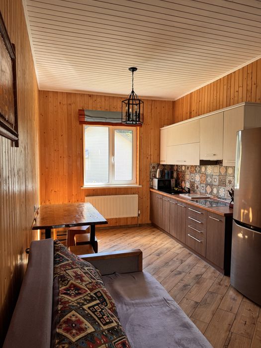 Продається на першій лінії Дніпра комплекс відпочинку в с.Сокирно