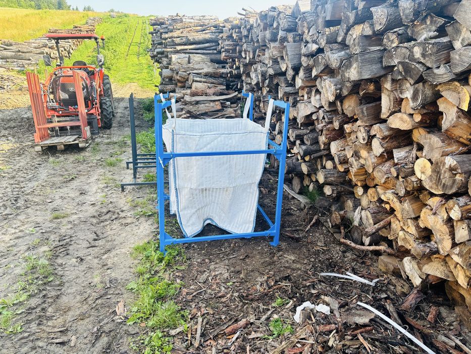 Stojak na big bag worki drewno gruz zborze pakowanie materiałów sypkich
