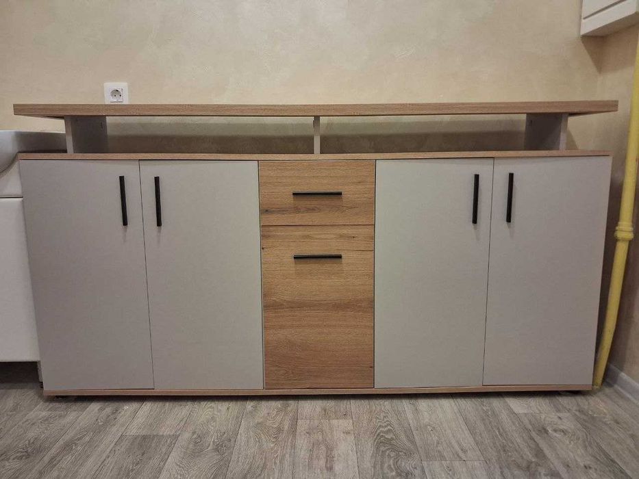 Продаю новий комод. Розмір: 1760×900×320. Київ. Самовивіз.