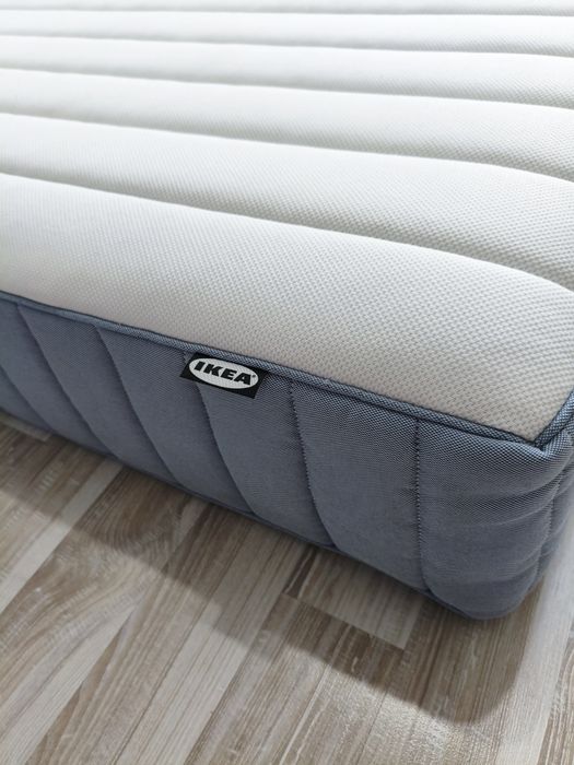 materac 160/200 cm.