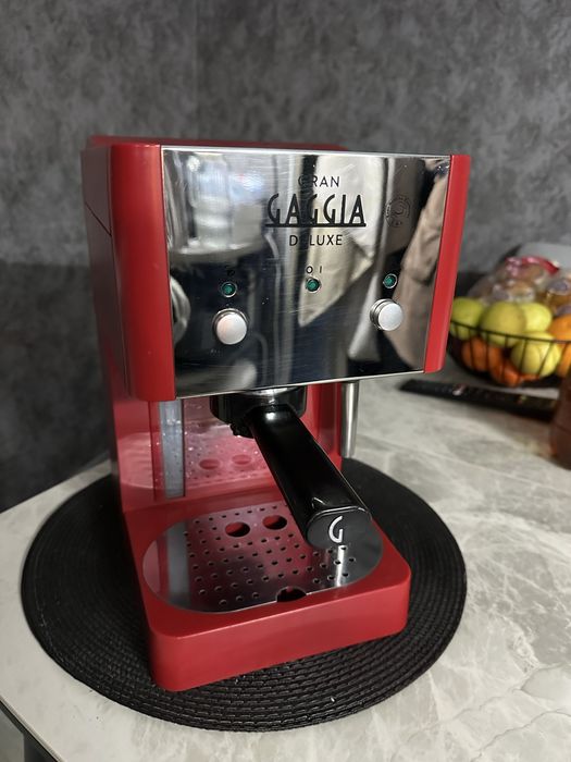 Кавоварка еспресо GRAN GAGGIA DELUXE RED