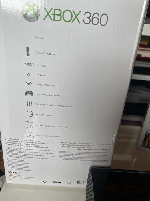 XBOX360 + 35 gier + 2 pady + kinect