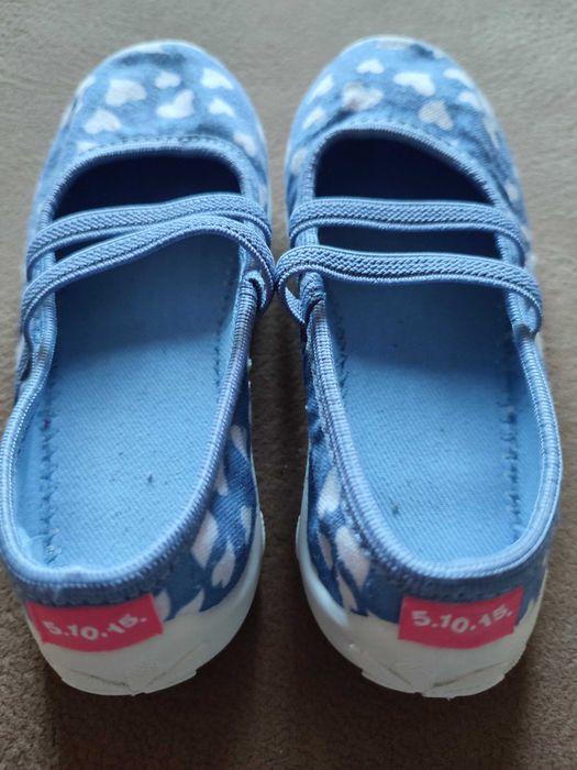 Kapcie balerinki obuwie dziecięce 5.10.15 rozm. 25