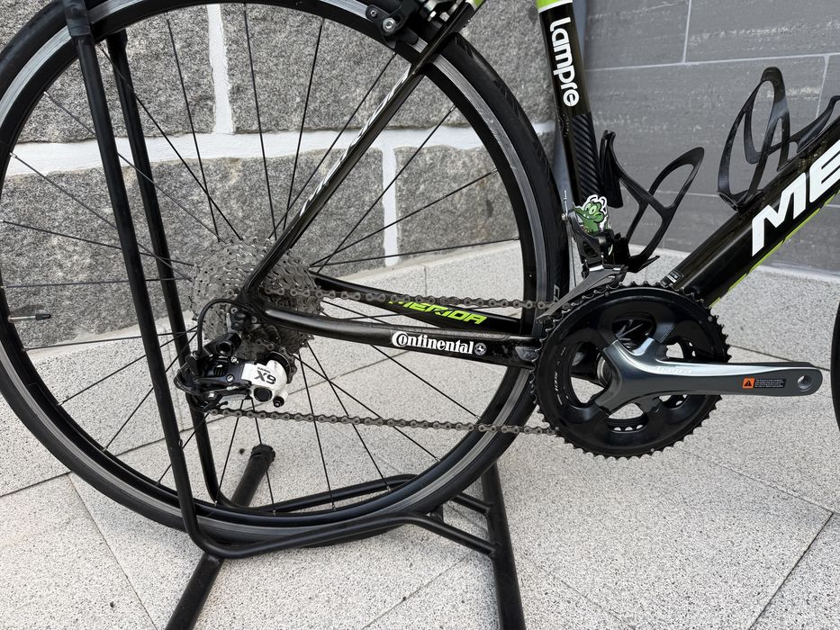 Bicicleta de estrada (Reservada)