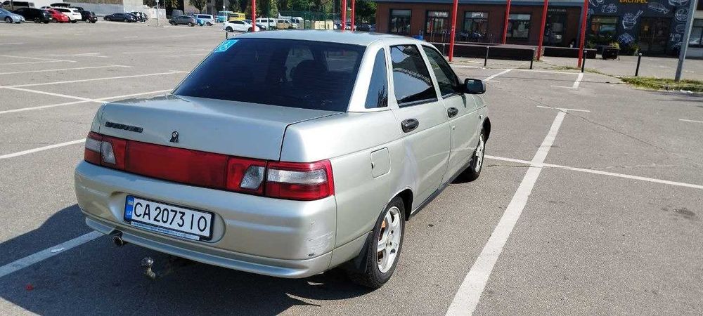 Продаю своє авто